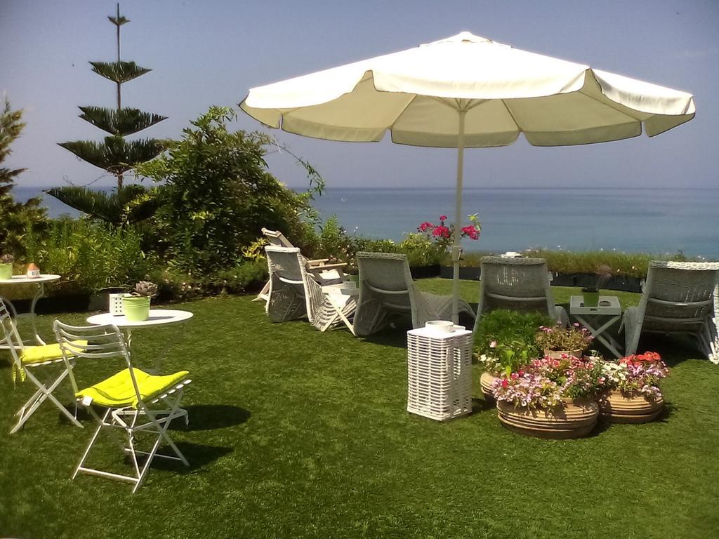 Palmina Mare Villa And Studios Paralia Vrachou Phòng bức ảnh